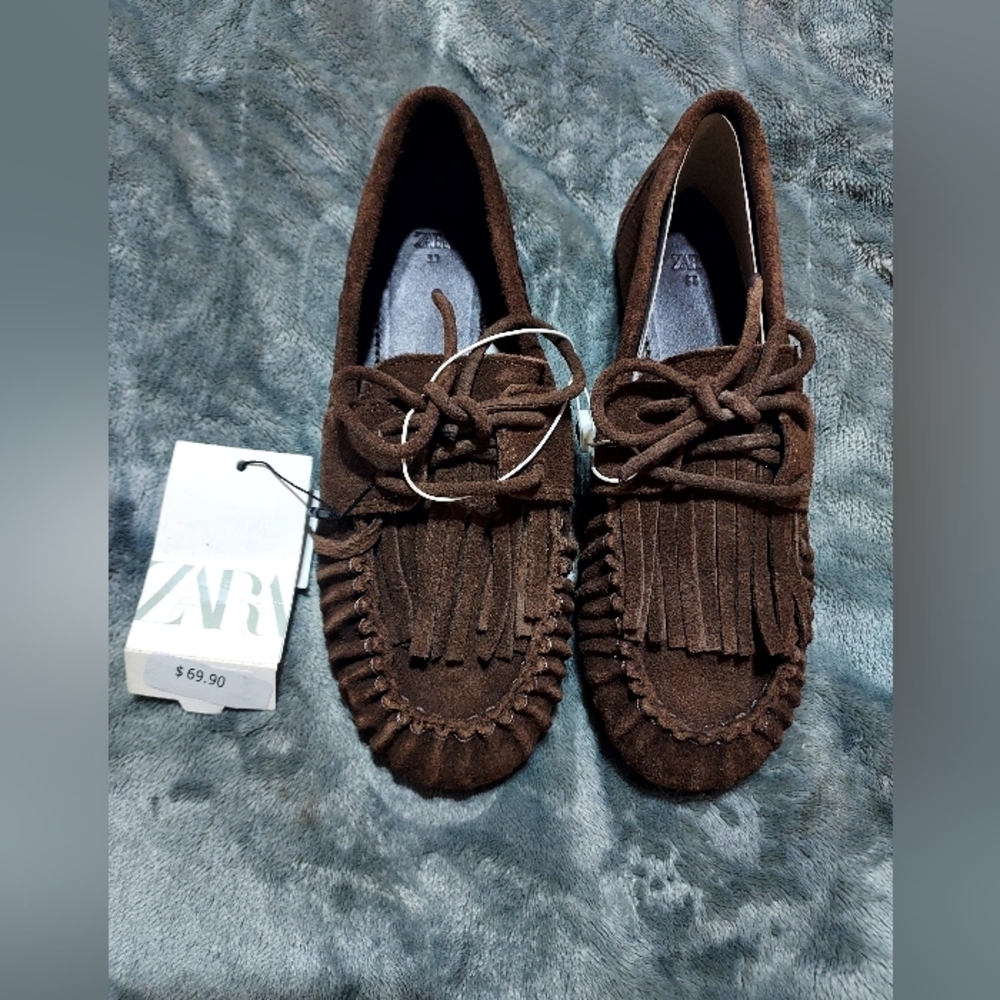 Zara Girls Brown Suede Moccasins with Fringe Sz-2 - Picture 2 of 6